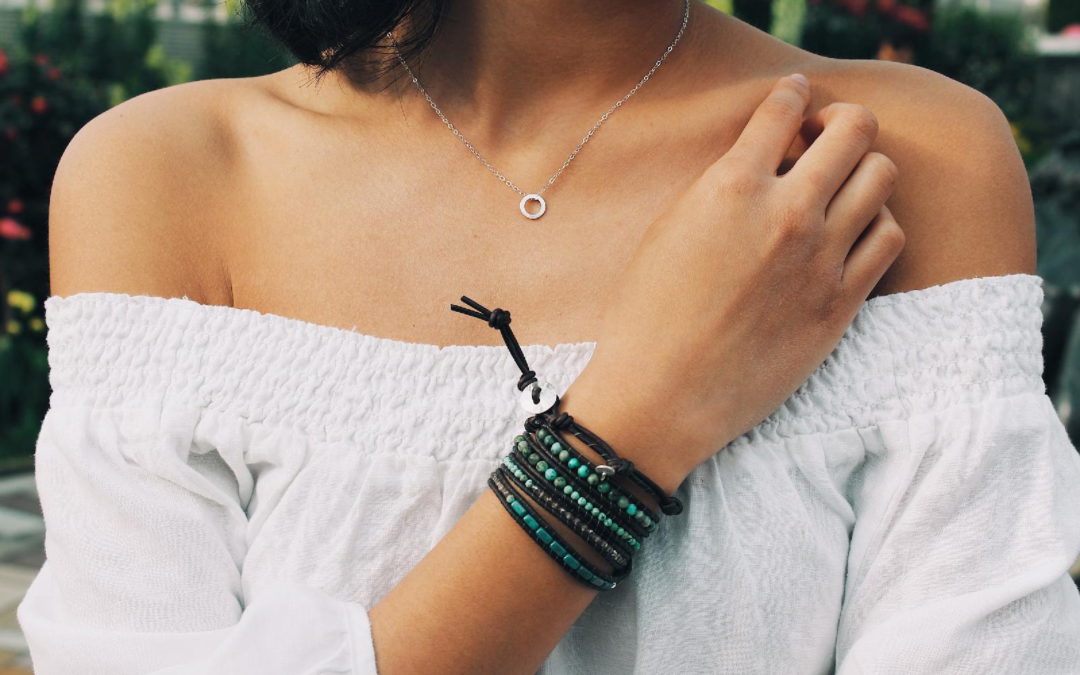 Astuces pour choisir des bijoux originaux pour femme